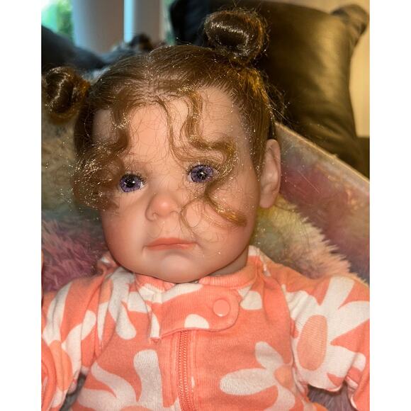 Reborn Baby Girl Doll Silicone Limbs, Cloth Body & Accessories - Picture 3 of 13